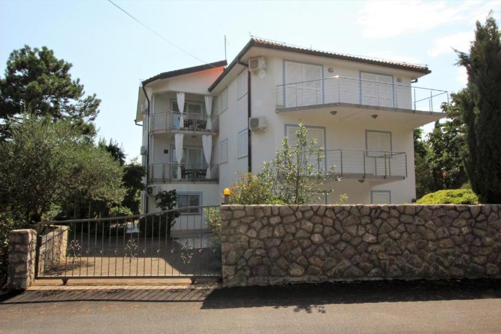 Apartmani Zec Šilo Esterno foto
