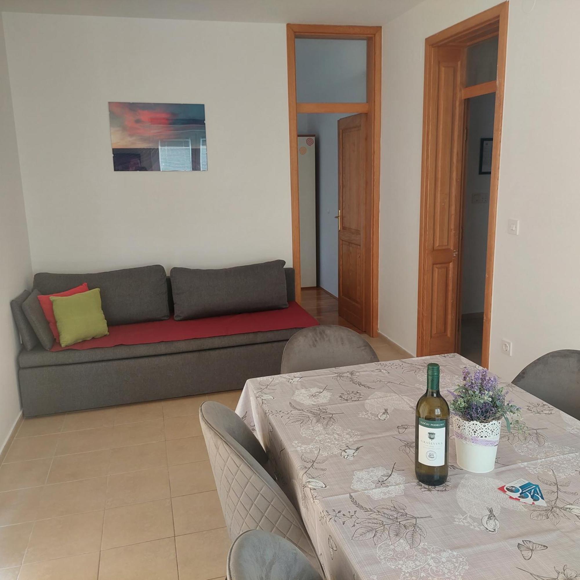 Apartmani Zec Šilo Esterno foto