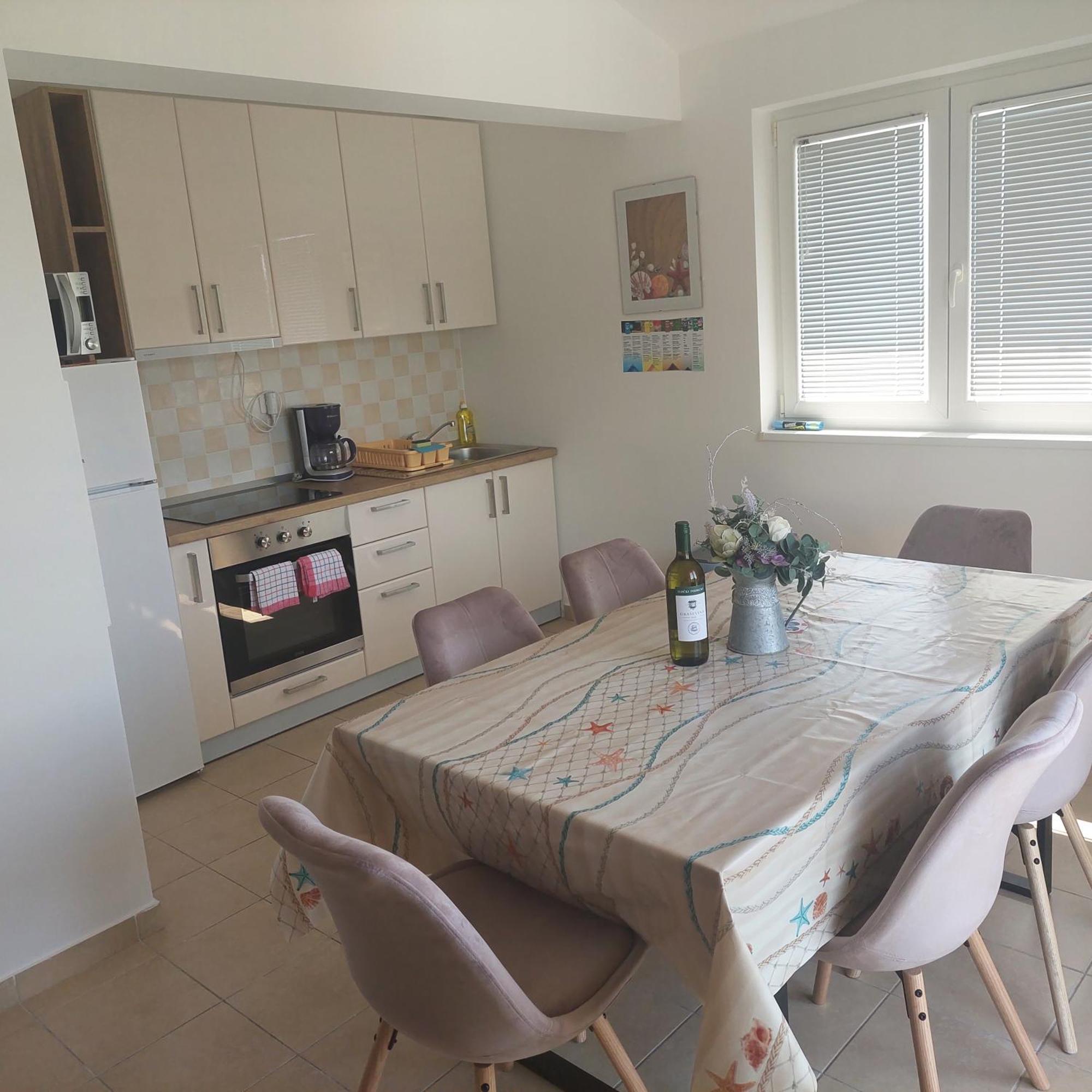 Apartmani Zec Šilo Esterno foto