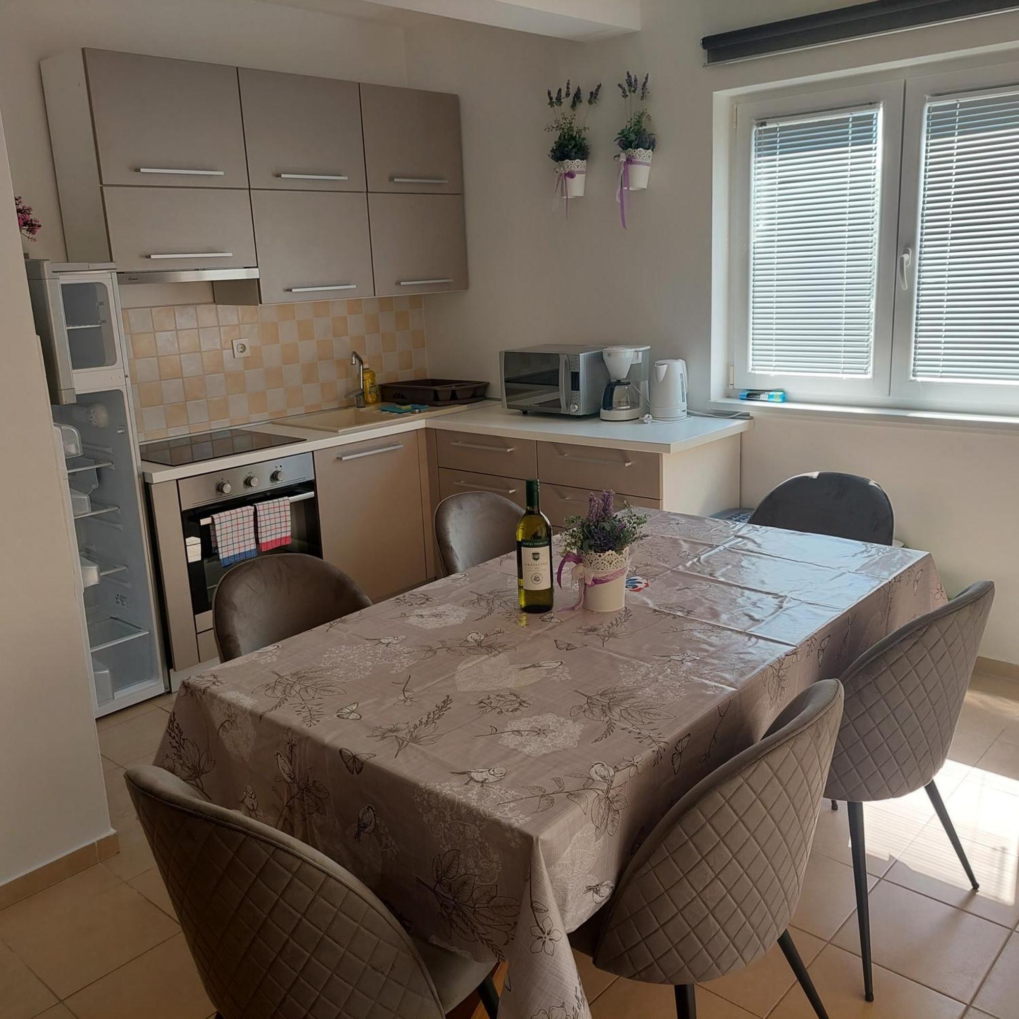 Apartmani Zec Šilo Esterno foto