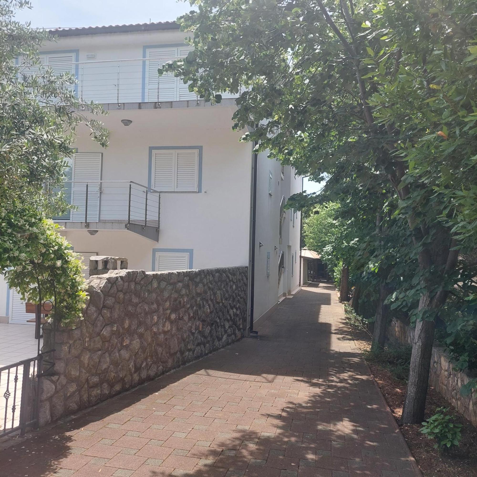 Apartmani Zec Šilo Esterno foto